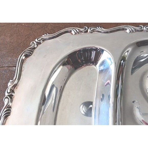 Oneida Silverplate Du Maurier Meat Platter Large Footed with Wells Discontinued - Picture 3 of 4